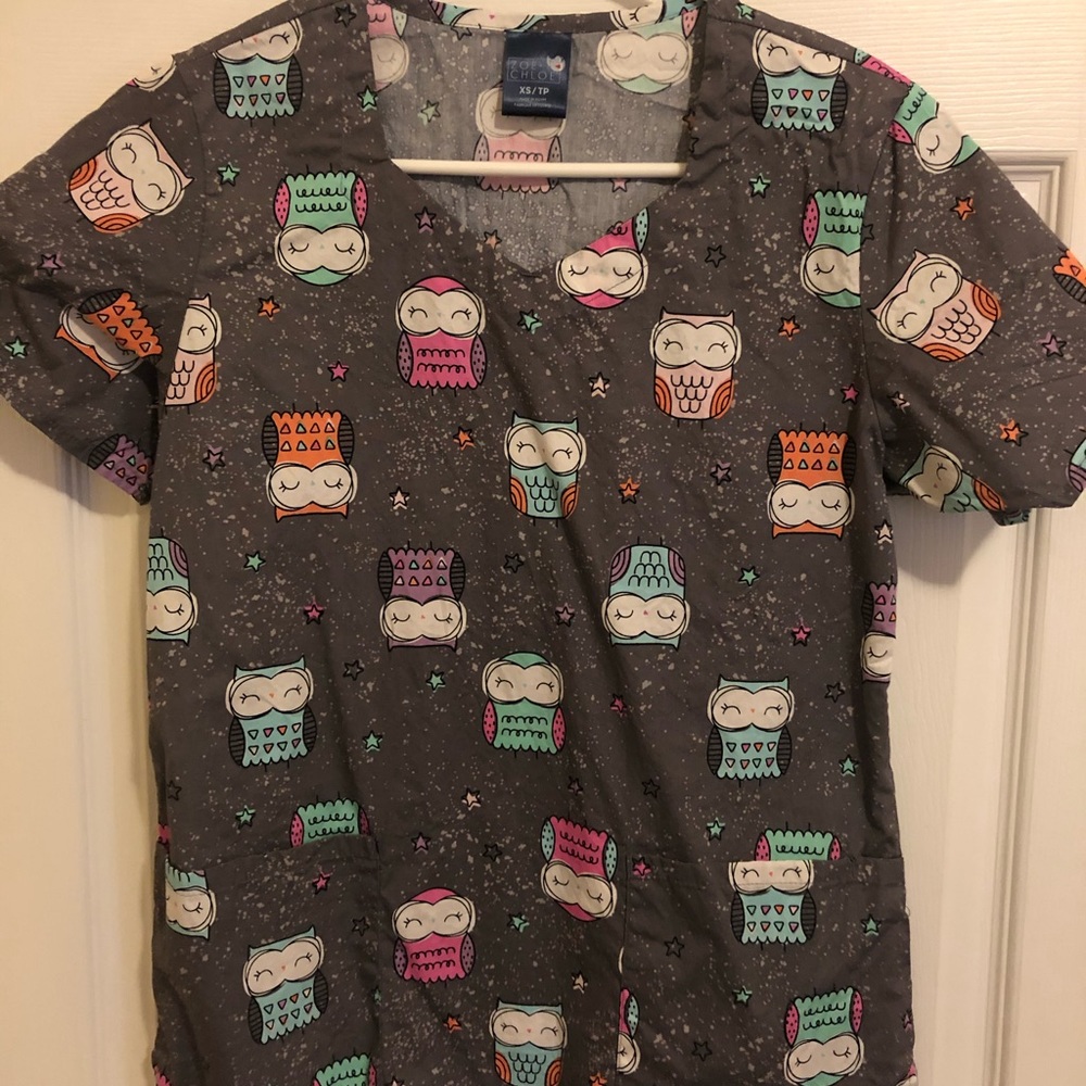 Scrub top